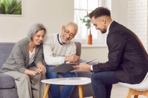 How to Bring Up Conversations About Estate Planning A Guide for Thoughtful Discussions florida-min-min