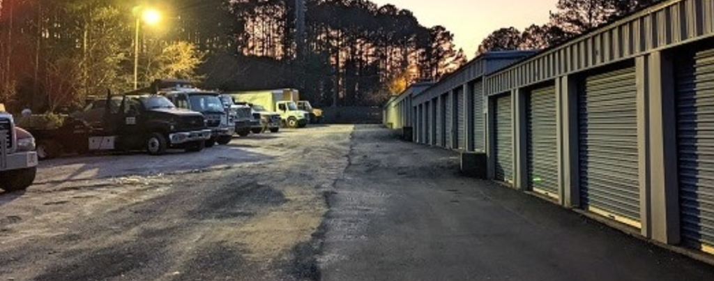 Efficient Dump Truck Parking Solutions for Safe and Organized Operations