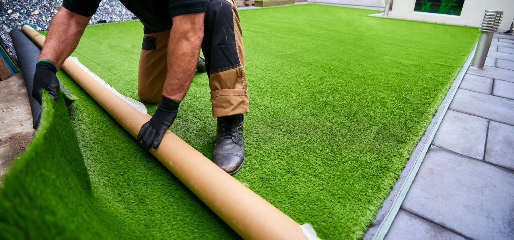 How do you lay artificial grass for beginners?