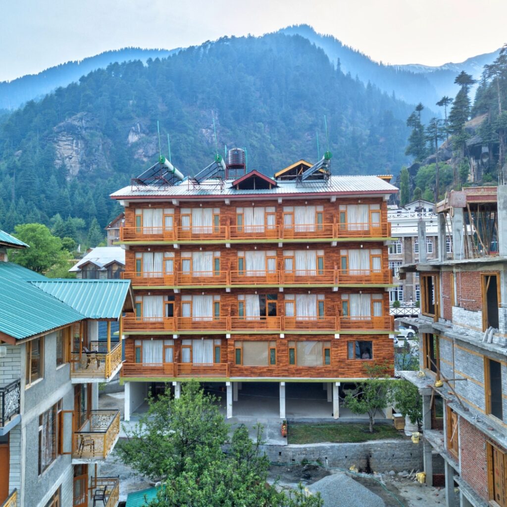 Hotels in Manali