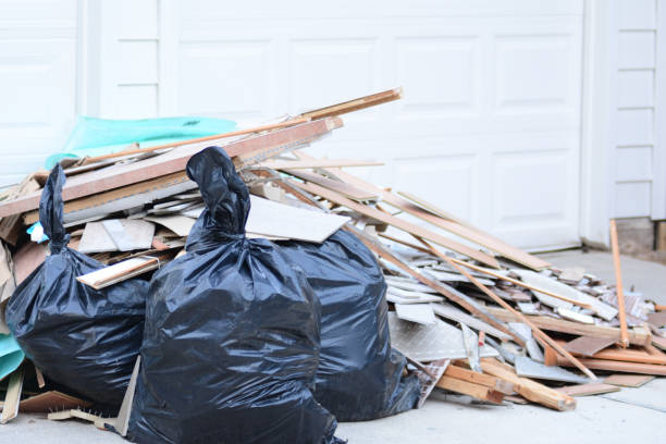 Junk Hauling in St. Louis, MO