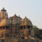 golden triangle and varanasi tour