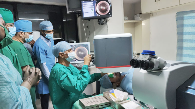 Innovations in Eye Surgery Offered by Surgeons in Mumbai