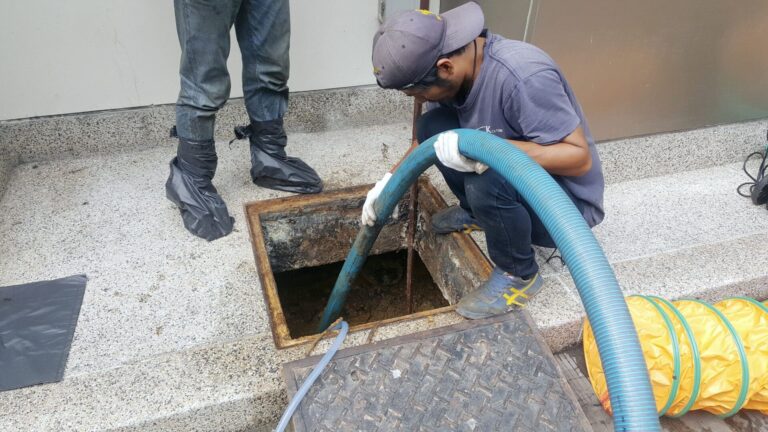 Grease Trap Cleaners