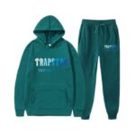 Kurtka Trapstar: The Streetwear Icon Redefining Modern Urban Style