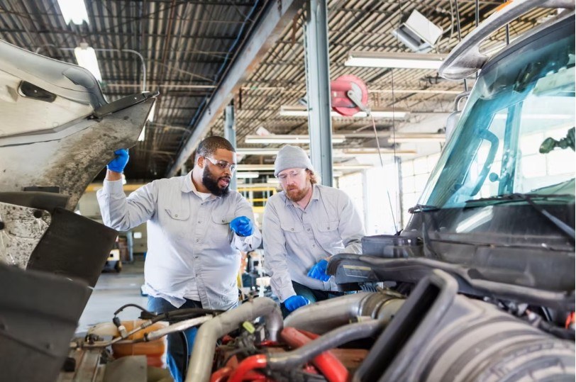 Diesel mechanic in Huntersville