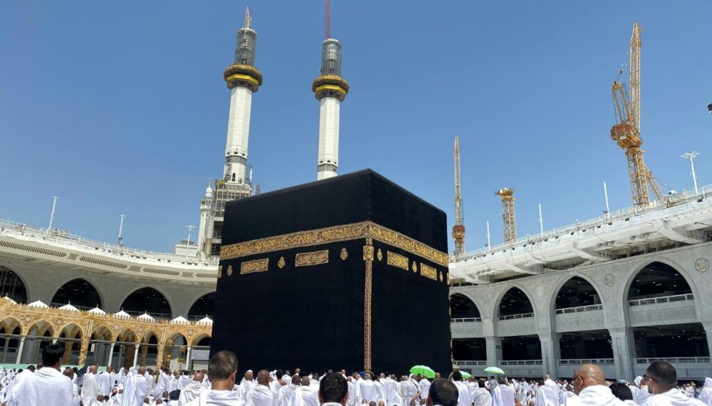 Book Umrah Packages from Washington Salah Travels