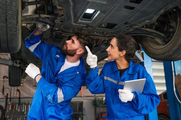 Why Choosing Trusted MOT Garages Near Me Matters