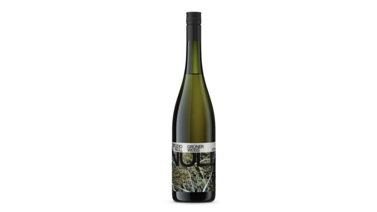 Non alcoholic wine