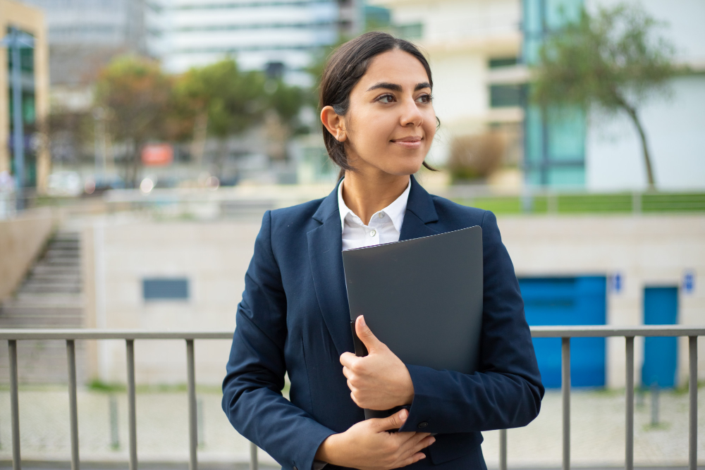 What Is a Graduate Diploma of Management (Learning) and Who Should Study It