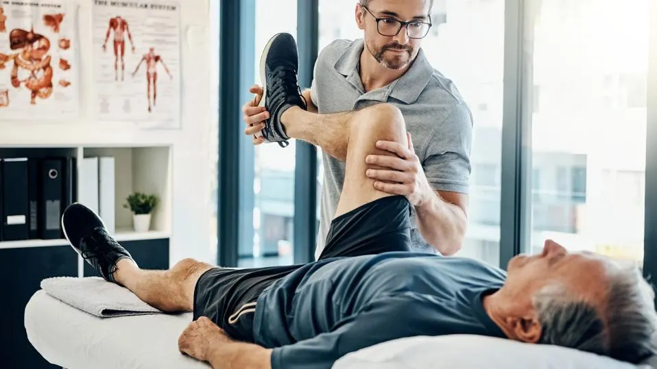 best physiotherapist in noida, best physiotherapy clinic in noida, physiotherapist in noida
