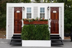 What Features Do Modern Portable Restrooms Offer