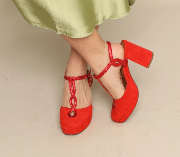 Esska Summer Sale: Up to 50% Off Stylish Women’s sandals