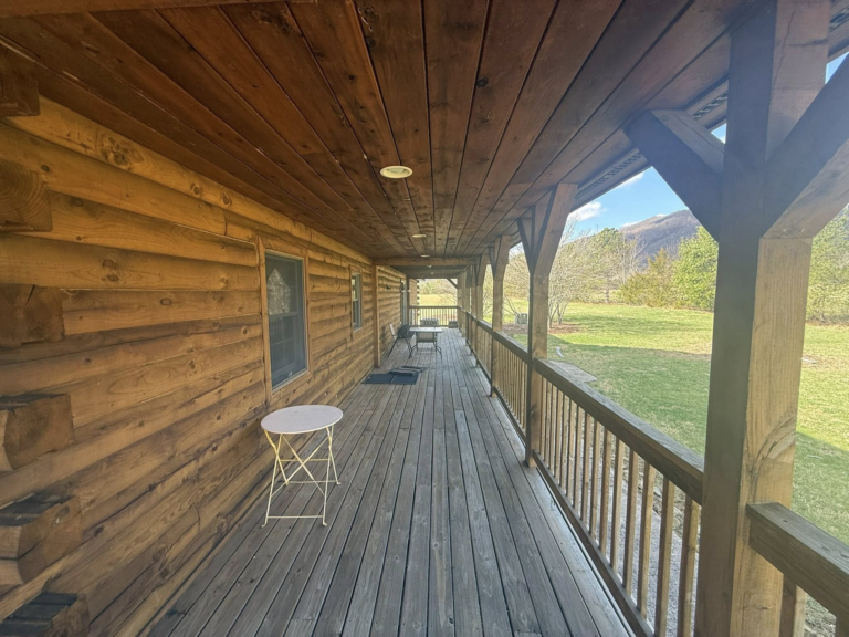 Log Home Restoration