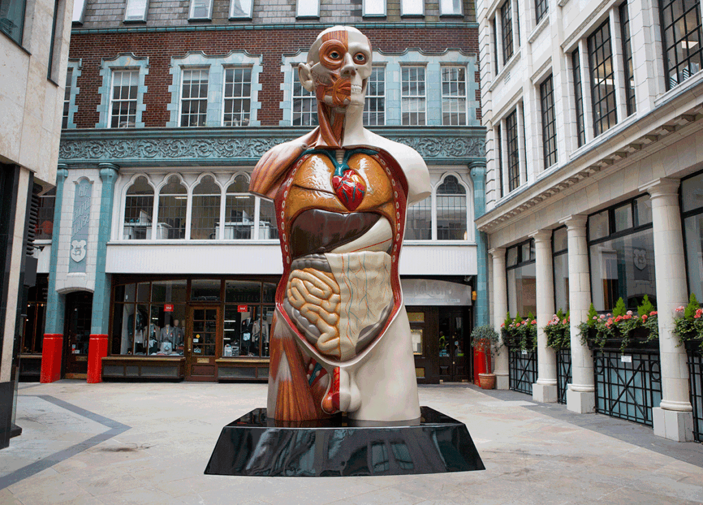 Christie’s Dream Big Summer Edit: Monumental Sculptures