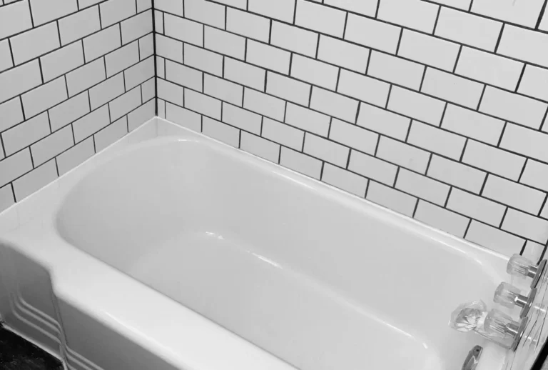 bathtub-refinishing-and-reglazing-banner