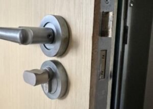 Locksmith reading