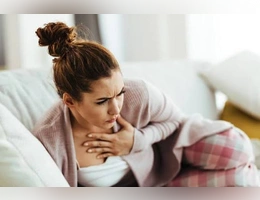 Natural Remedies for Bronchiectasis Mucus Clearance at Home, featuring hydration, breathing exercises, ginger, turmeric and supportive lung-care practices.